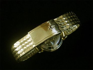 Accutron bracelet