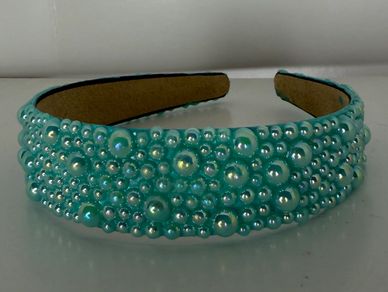 Beautifully customized solid teal pearl headband!