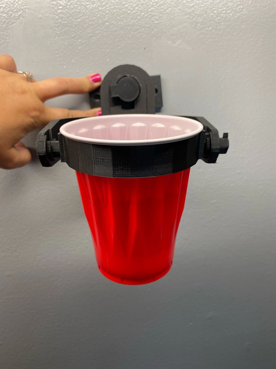 Gyro cup holder