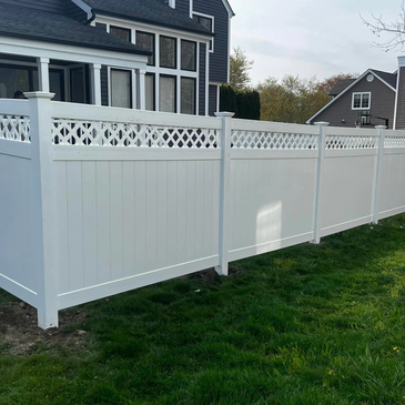 Privacy PVC Fence with Deluxe Diagonal Lattice 