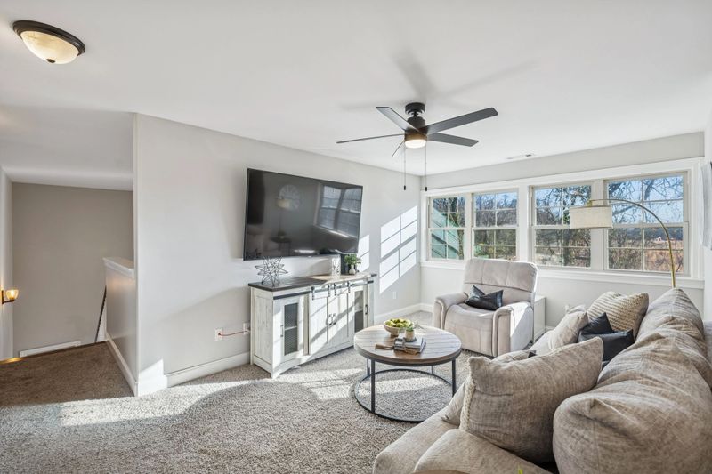 45-4818 St Ives Dr - 045.jpg