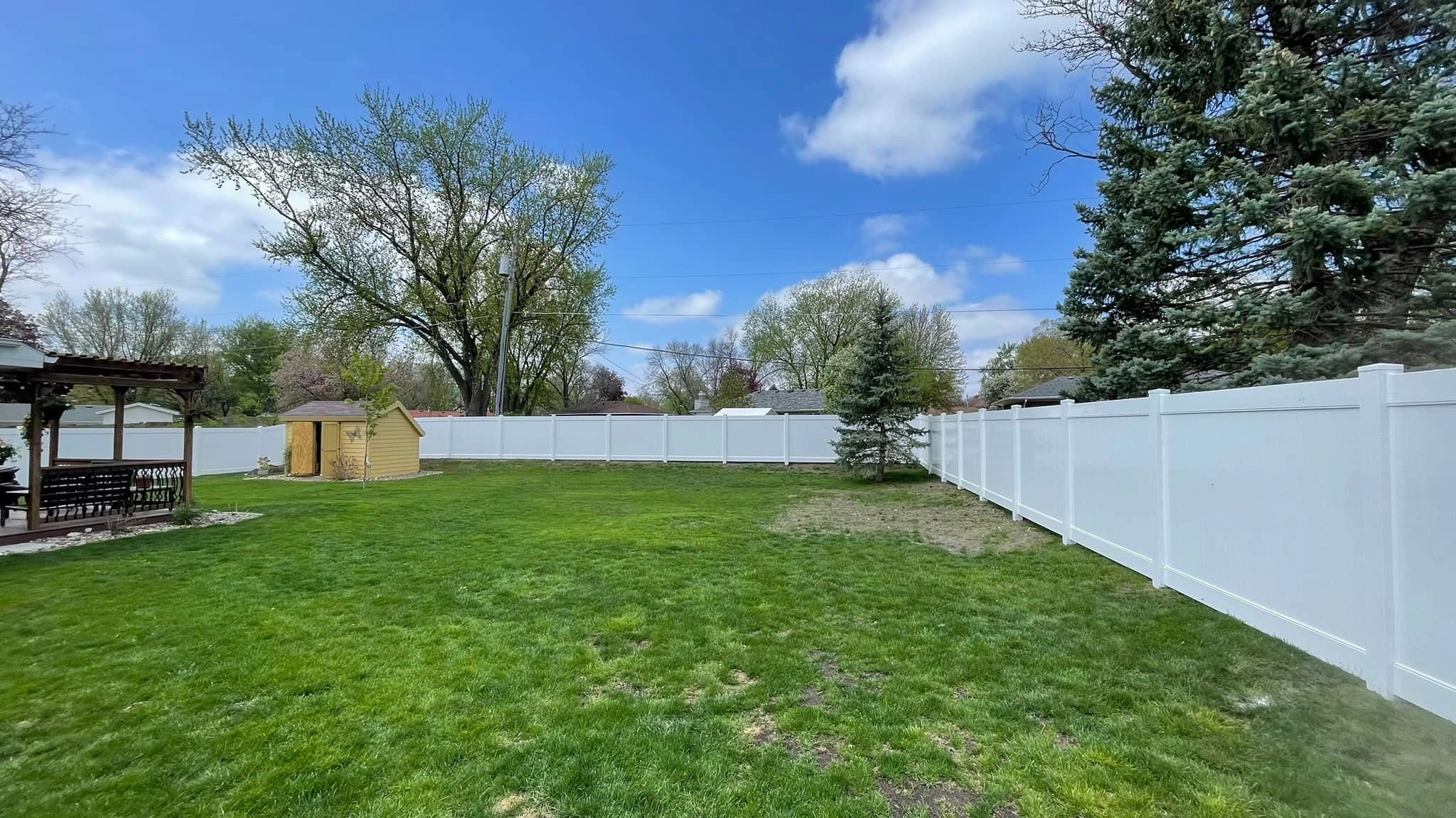 PVC/Vinyl Privacy Fence