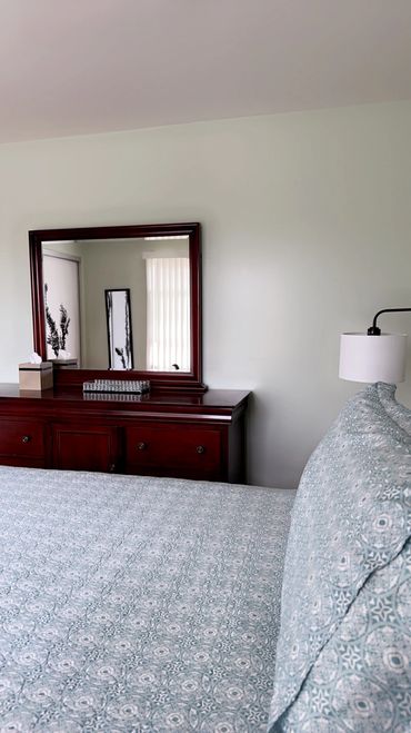Six-drawer dresser