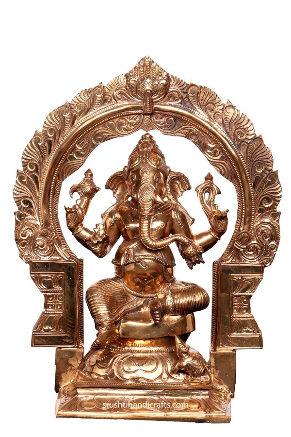 Bronze Ganesh statue for Ganesh Chaturthi