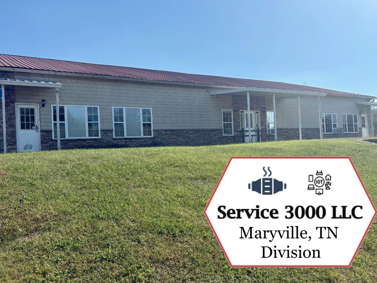 Building with a sign for Service 3000 LLC, Maryville, TN Division.