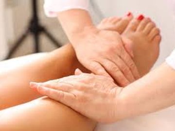 Manual Lymphatic Drainage Therapy is an extremely relaxing and versatile treatment that promotes det