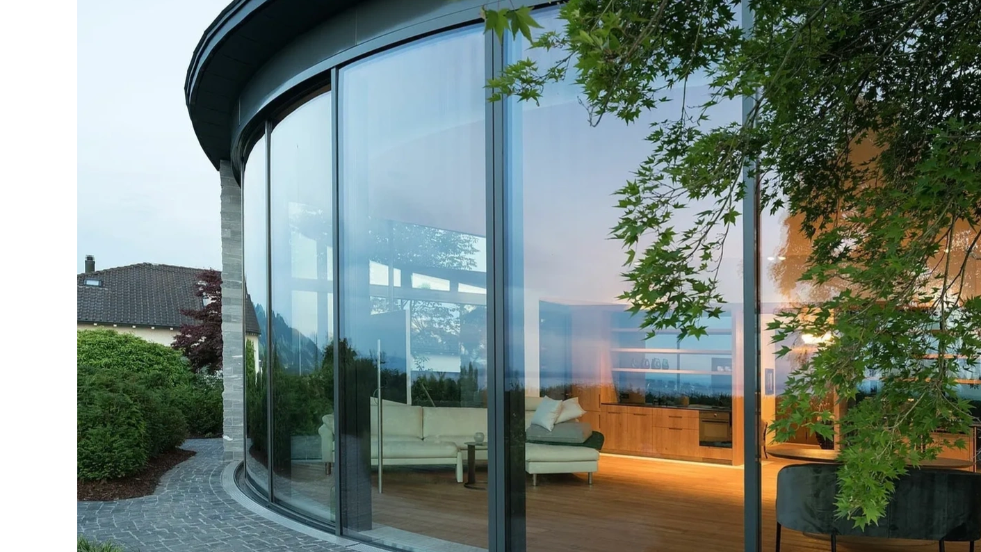large curved sliding window from air-lux
high performance weathertightness, smooth operation.