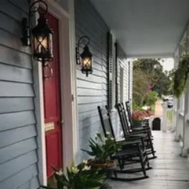 The Federal Quarters