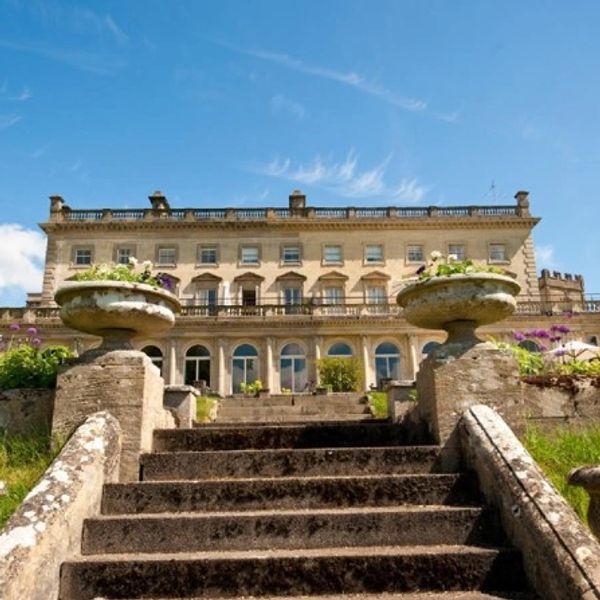 Sales and Marketing consultant for luxury hotels