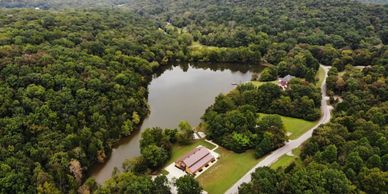 Columbia ,TN wedding venue by the lake  Rustic barn  breathtaking properties  exceptional view