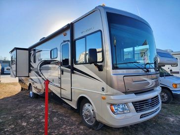 2014 Fleetwood Bounder 35K Class A Gas Motor Homes For Sale