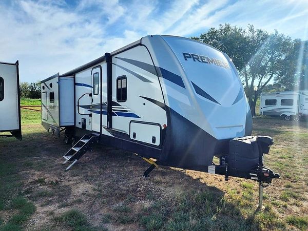 2021 Keystone Bullet Premier Ultra Lite 30RIPR Travel Trailers For Sale