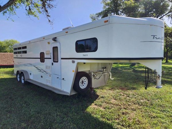 2007 Trails West Classic TW813 Horse Trailer 5th Wheels For Sale
