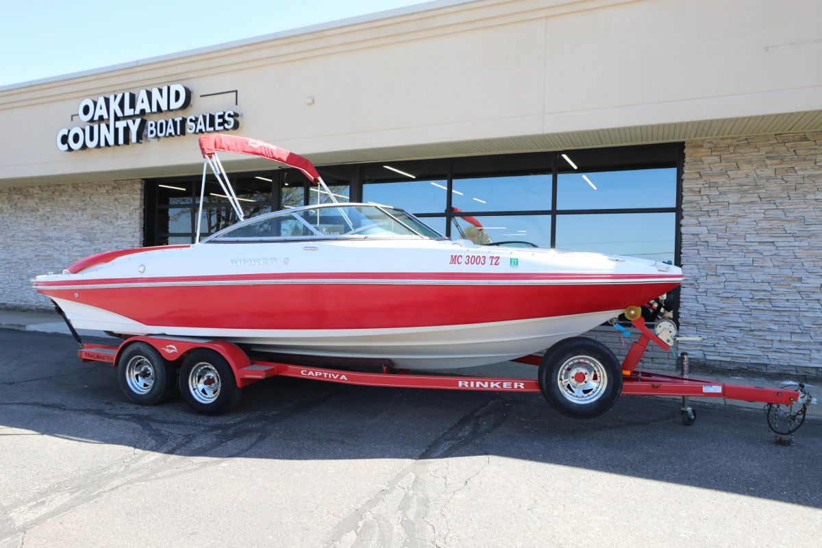 2008 Rinker 226
