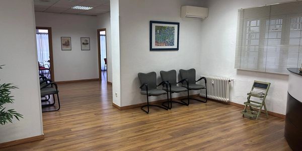 Recepción Centro Sanitario Psicología, terapia, alquiler despachos para psicólogos