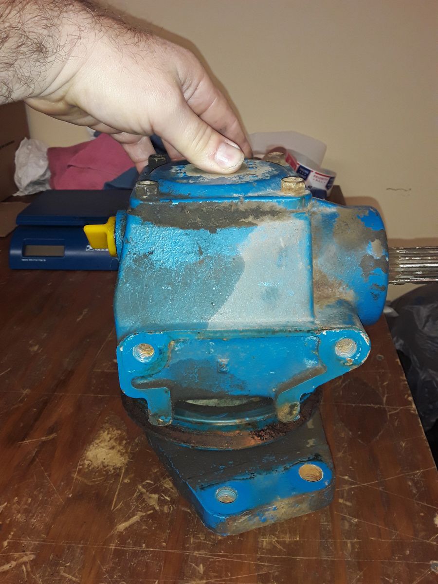 MOWER DECK GEAR BOX