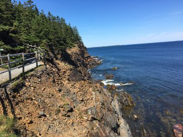 Ovens Sea Caves on Peggy’s Cove and Lunenburg tour from Halifax with Supernova Tours