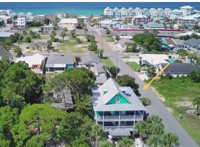 We are just a short stroll to The Gulf of Mexico.