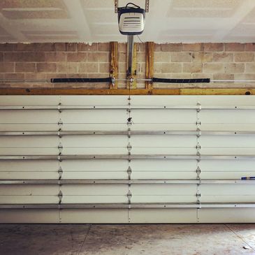 Hurricane Rated Garage Door and Garage Door Opener