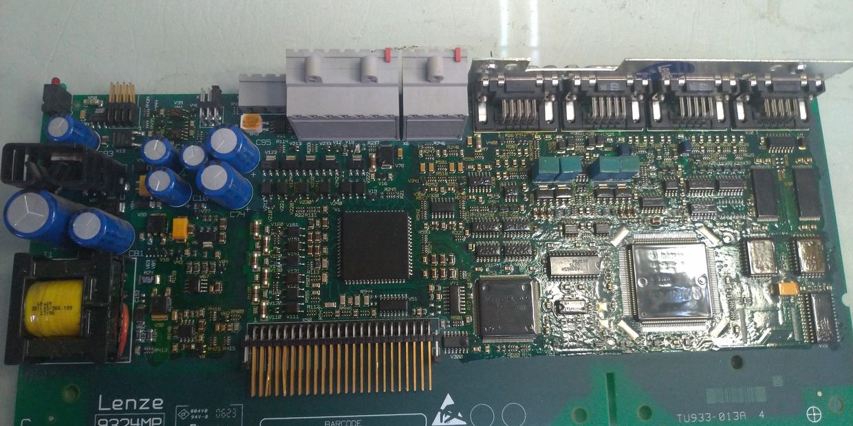 殺肉板
AutoDismantle
Lenze 
倫茨
能馳
變頻器主機板
Inverter mother board
9324MP