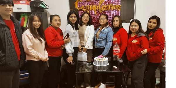 Especialistas en ventas Retail de Artículos escolares , oficina , Piñatería , juguetes y afines.