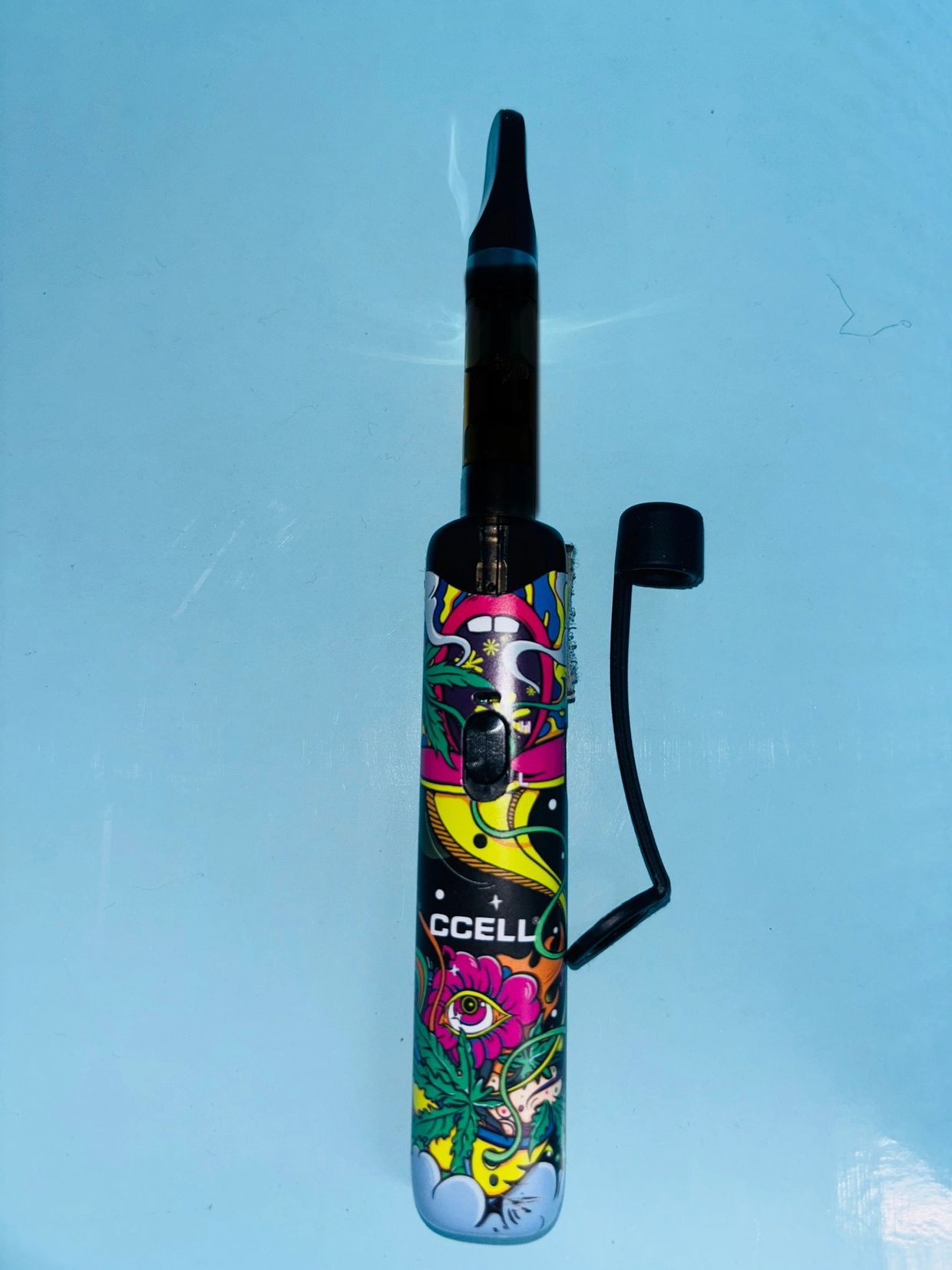 CartGuard caps your vape mouthpiece to block dust, lint, and debris—keeping each hit clean. Fits mos