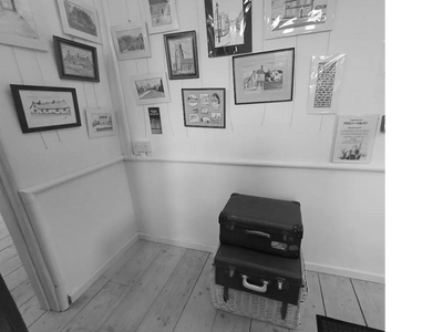 Entry room, Meet and Paint display.