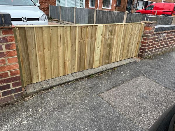 New gate Mansfield