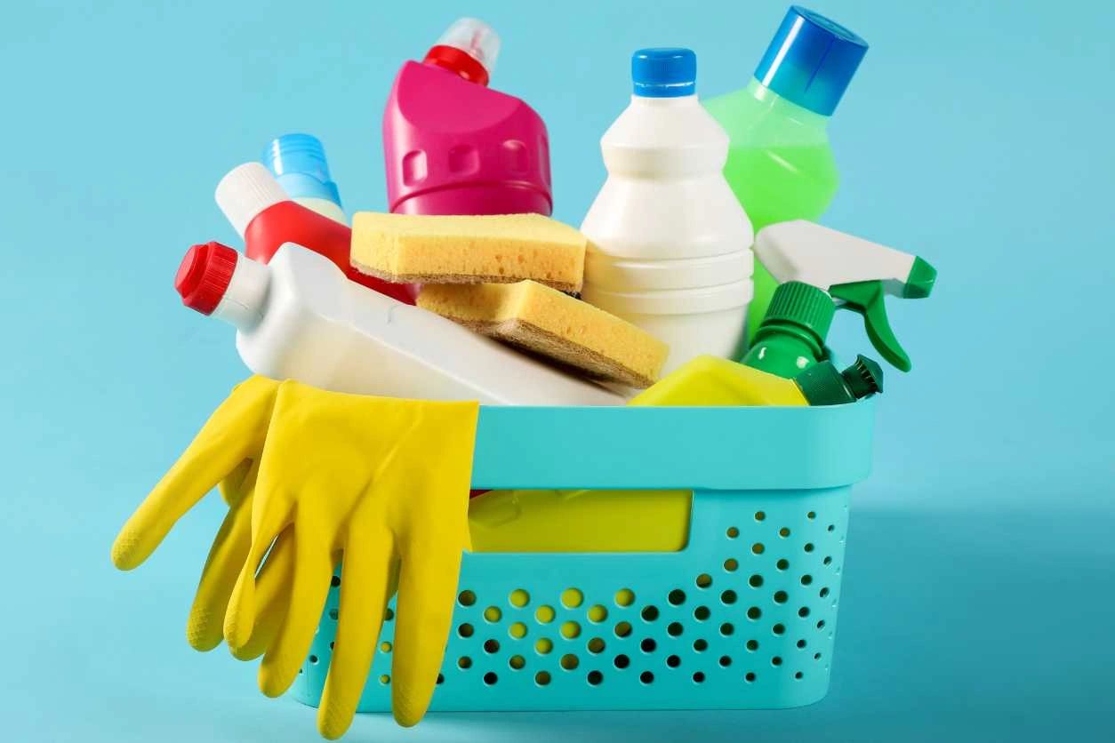 Effective cleaning materials and supplies for commercial use