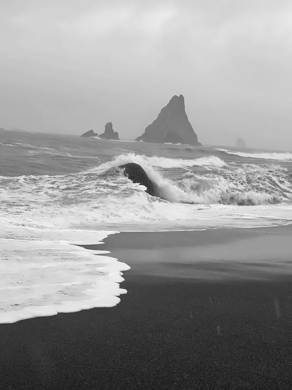 Long, wild hikes on the Oregon coast to fill your heart with the wild soul you remember.