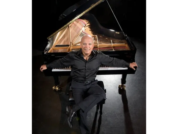José Ramos Santana - Pianista