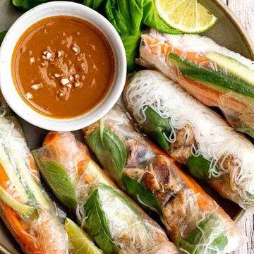 Grilled-chicken-Spring rolls