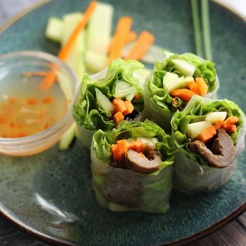 Grilled pork spring rolls