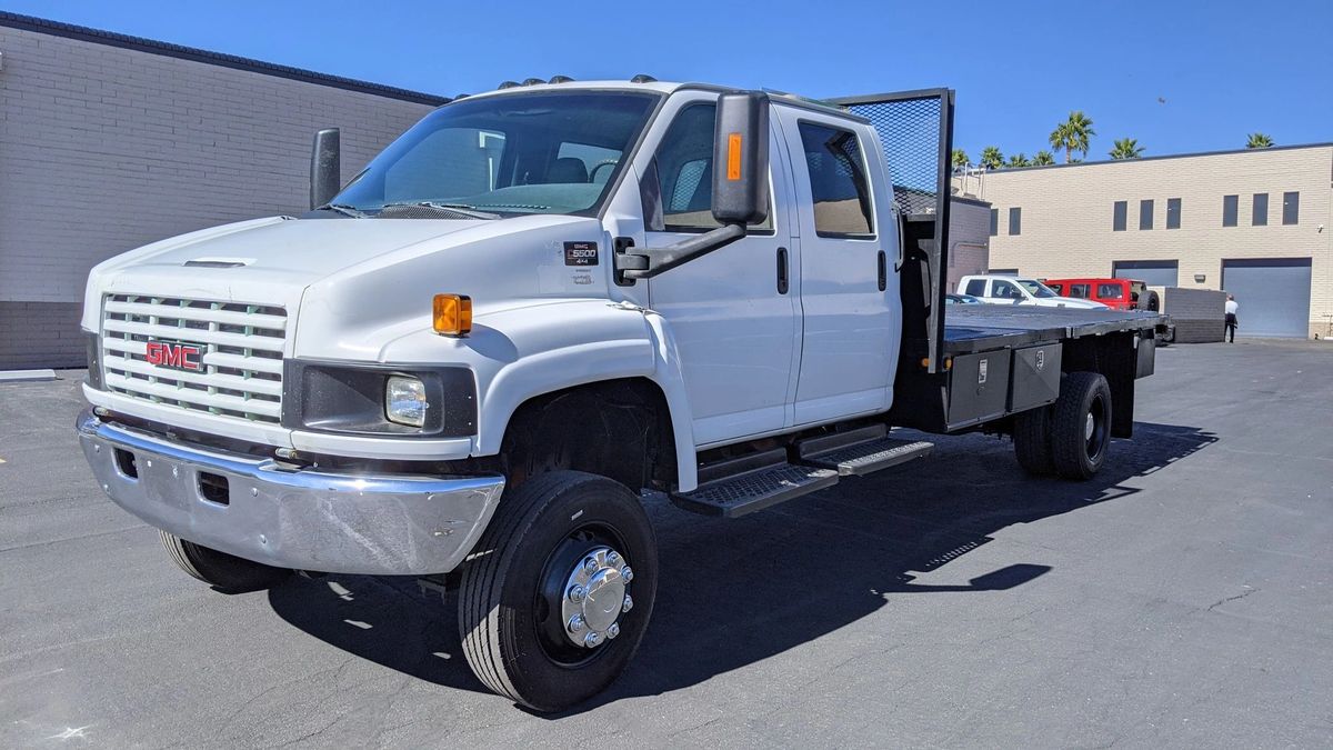 SOLD 2007 GMC C5500 4X4 CREW CAB 16 FLATBED ONLY 65K MILES DURAMAX KODIAK