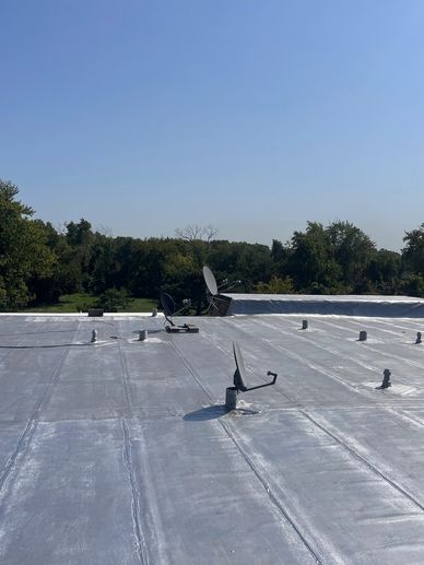 “Chicago Roof Maintenance Experts – Trusted Commercial Roof Repair & Replacement”
