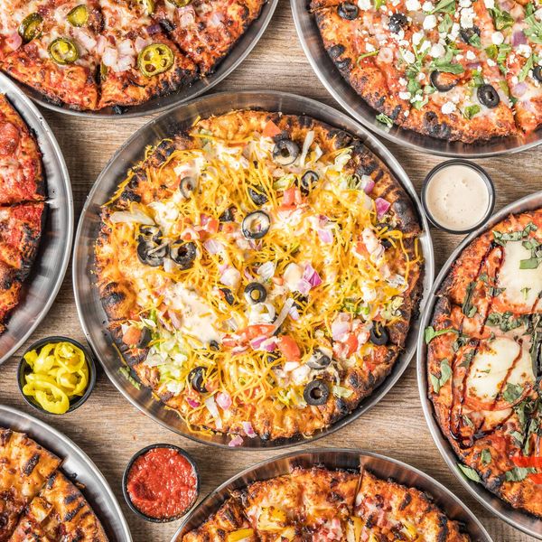 We cater all sorts of food we can do pizzas, wraps, appetizers, or grilled chicken or burger bars. 