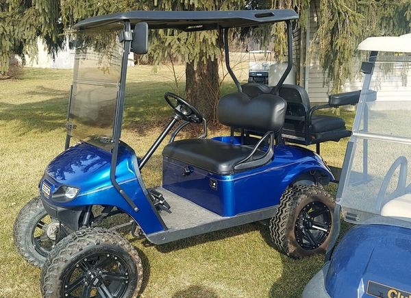 golf carts 