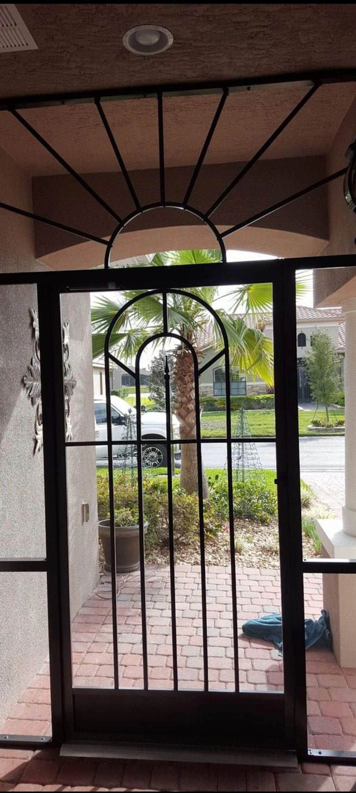 Screen Lanai On House