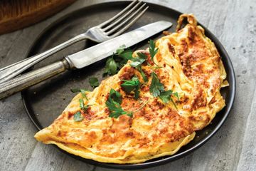 Omelette 
Choose any 3 fillings
[Spinach – Mushroom – Ham – Onions
Cheese – Tomatoes – Bacon