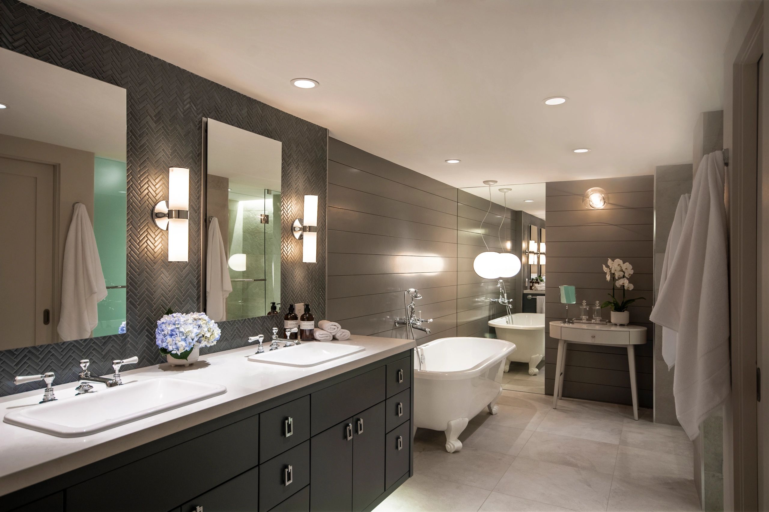 Award Winning Design 
Interior Design
Interior architecture 
Architecture
renovation
Master Bathroom