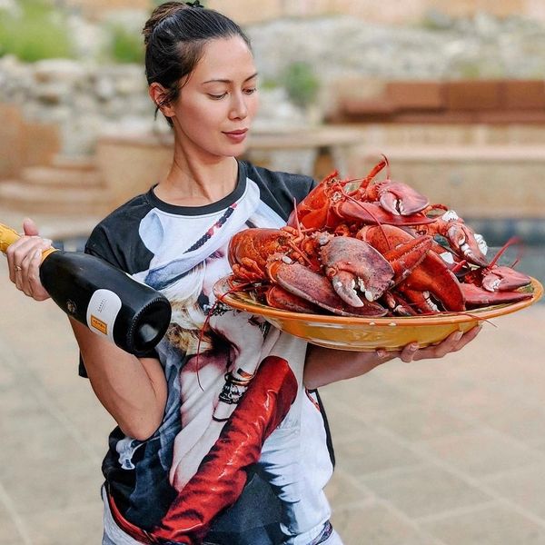 A large plate of whole lobsters