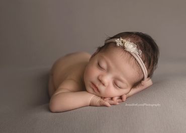 Jennifer Lynn Photography 
Winnipeg Newborn Photographer