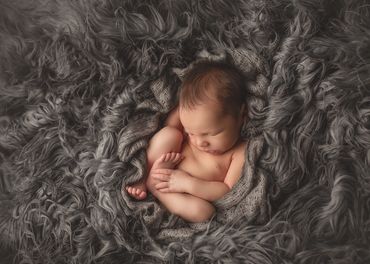 Jennifer Lynn Photography 
Winnipeg Newborn Photographer