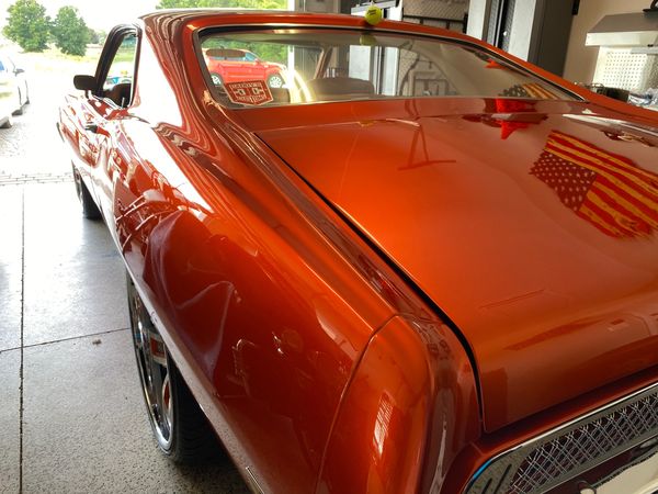 Ceramic coated this beautiful oldie car in Lakeland. 