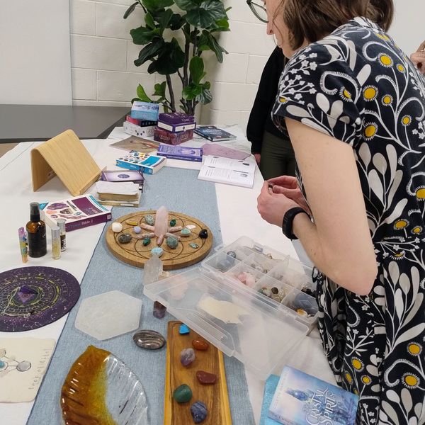 Reiki training workshop held in Adelaide South Australia for beginners learning Reiki healing