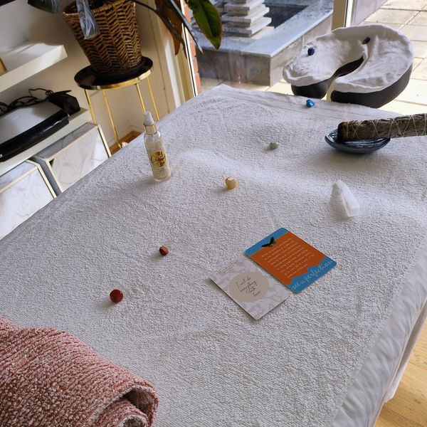 Reiki Adelaide, Reiki healing Adelaide, Reiki Treatment Adelaide, Reiki Near Me