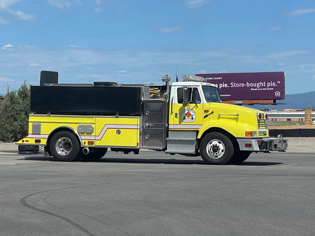 Kootenai county fire rescue 
Tender