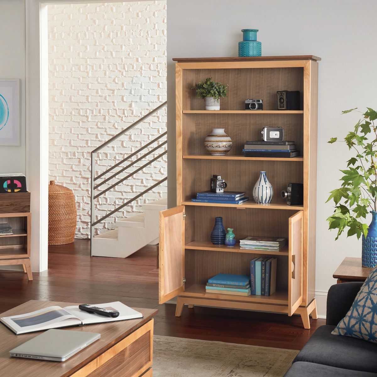 Addison duet Bookcase with Doors - Thumbnail 2