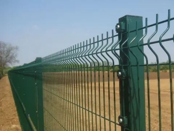 Erecting fencing on a commercial site.