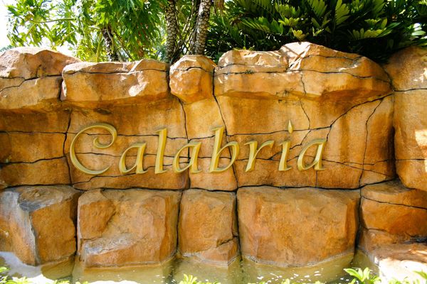 Calabria entrance